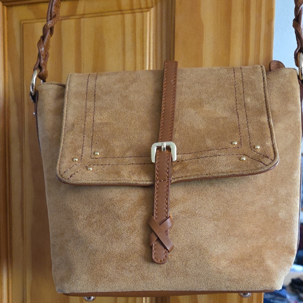 Kattee Suede Crossbody/ Purse